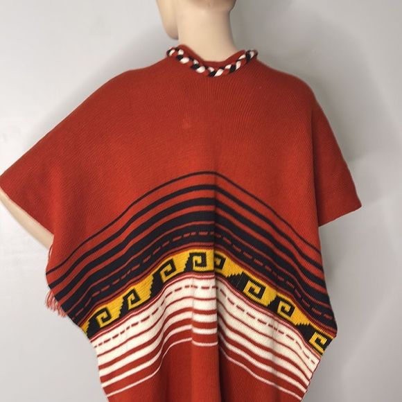 Vintage 70s Soft Knitted Boho Fringe Poncho - Picture 8 of 16